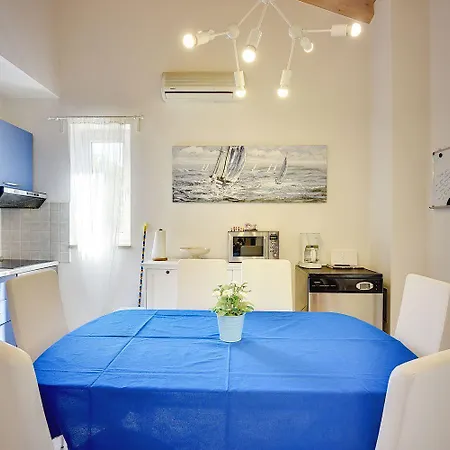 Casa Helena Nyaraló