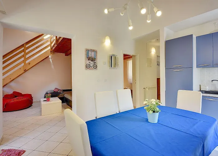 Casa Helena 펜션 반졸레